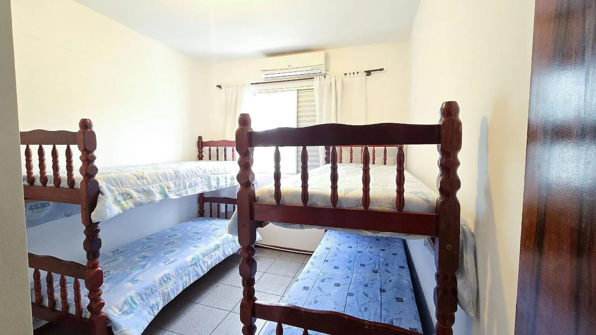 Villa Edificio San Marino Bombinhas Ferienhaus