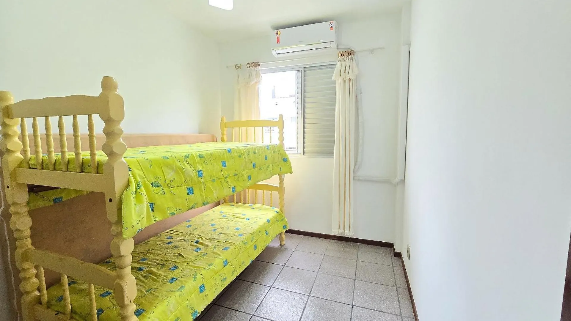 Edificio San Marino Villa Bombinhas 0*,  Brazília