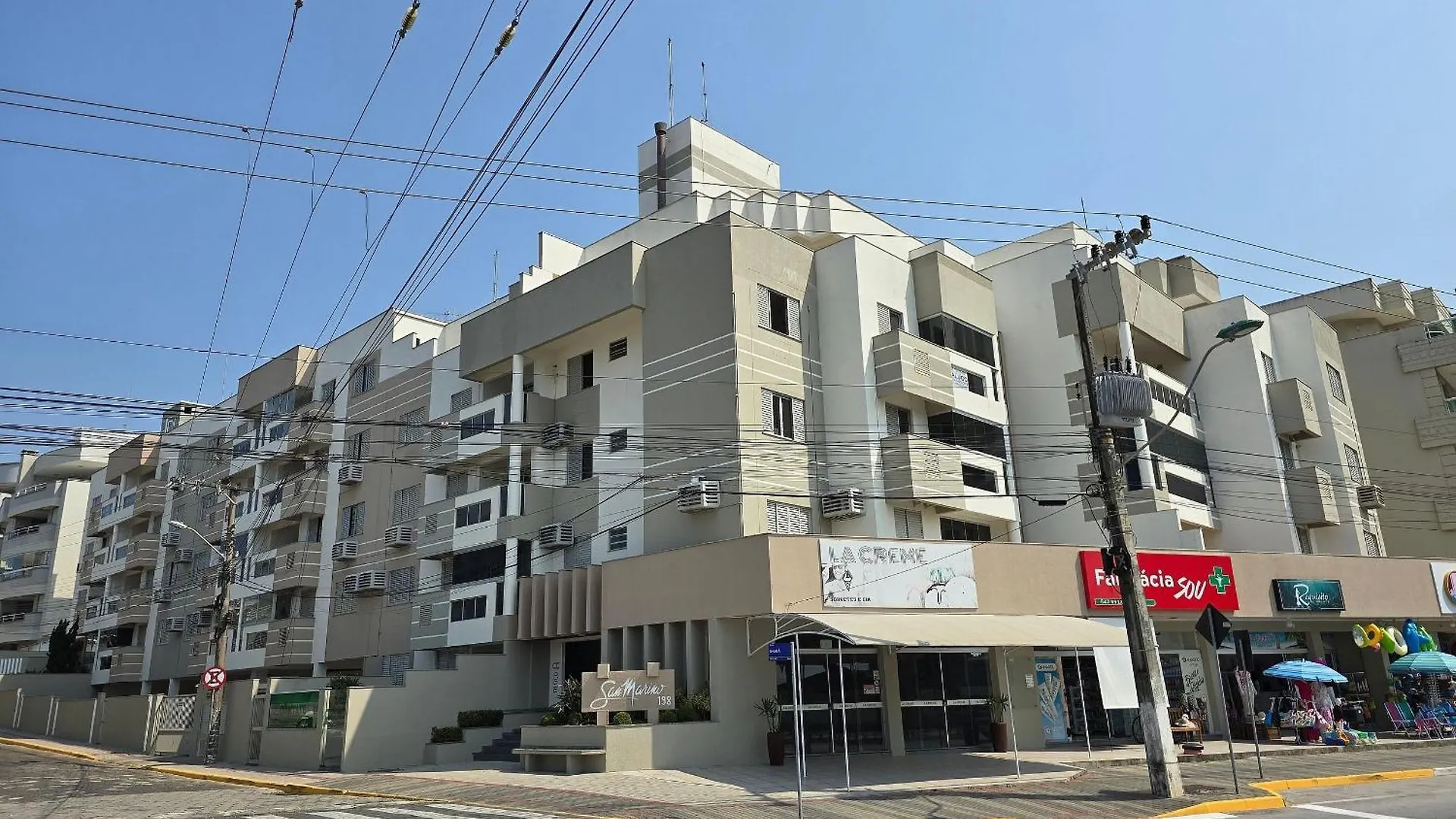 Edificio San Marino Villa Bombinhas 0*,